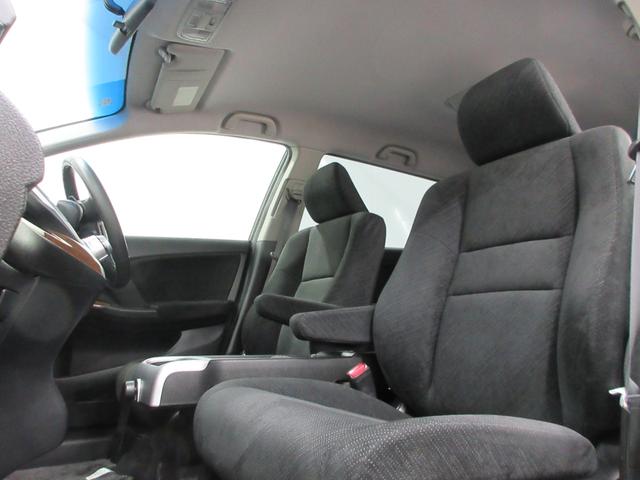 オデッセイ ＭＸ・エアロパッケージ　純正ＨＤＤナビ　ディスチャージヘッドライト　リヤカメラ　フロントコーナーセンサー　純正アルミホイール　スマートキー　ミュージックラック　ＶＳＡ　ＵＳＢ　ＥＴＣ　禁煙車　７人乗り（10枚目）