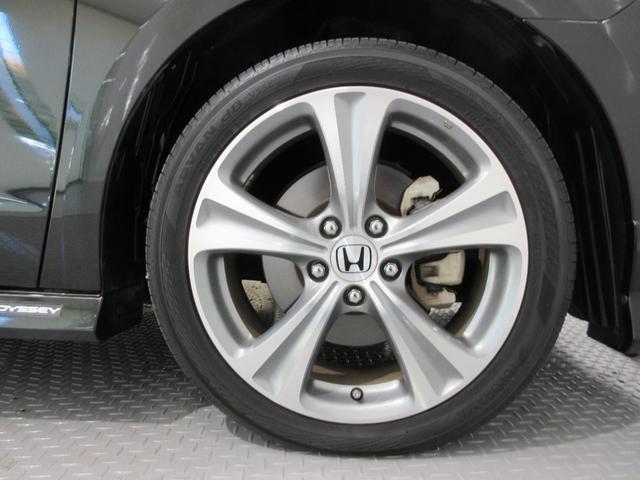 オデッセイ ＭＸ・エアロパッケージ　純正ＨＤＤナビ　ディスチャージヘッドライト　リヤカメラ　フロントコーナーセンサー　純正アルミホイール　スマートキー　ミュージックラック　ＶＳＡ　ＵＳＢ　ＥＴＣ　禁煙車　７人乗り（20枚目）