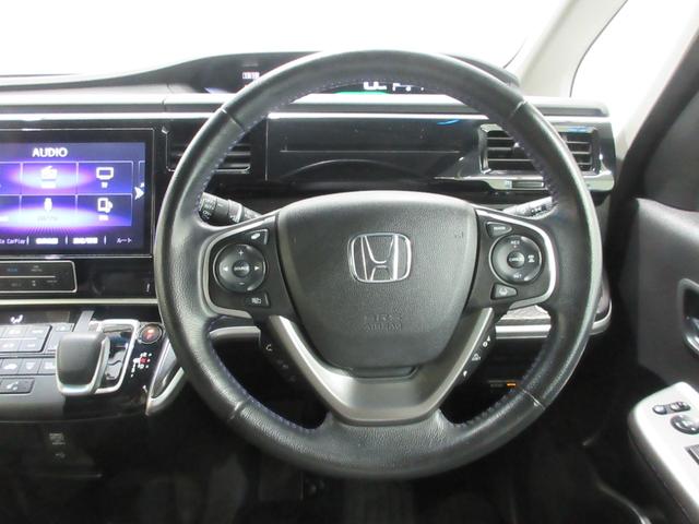 ステップワゴンスパーダ スパーダハイブリッドＧ・ＥＸホンダセンシングブラスタ　純正１０インチメモリーナビ　純正１１．６インチリヤルーフモニター　純正前後ドライブレコーダー　フロント左右シートヒーター　サイドエアバッグ　ＬＥＤヘッドライト　ＥＴＣ２．０　ＵＳＢ　禁煙車　７人乗り（16枚目）