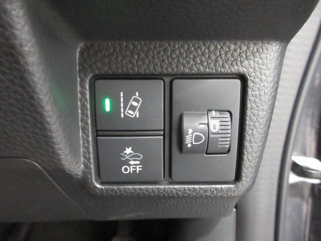 N-BOXカスタム L 純正ギャザズメモリーナビ 純正前後ドライブレコーダー フロント左右シートヒーター ルーフコンソールBOX サイドエアバッグ 左電動スライドドア LEDヘッドライト リヤカメラ ETC USB 禁煙車(18枚目)