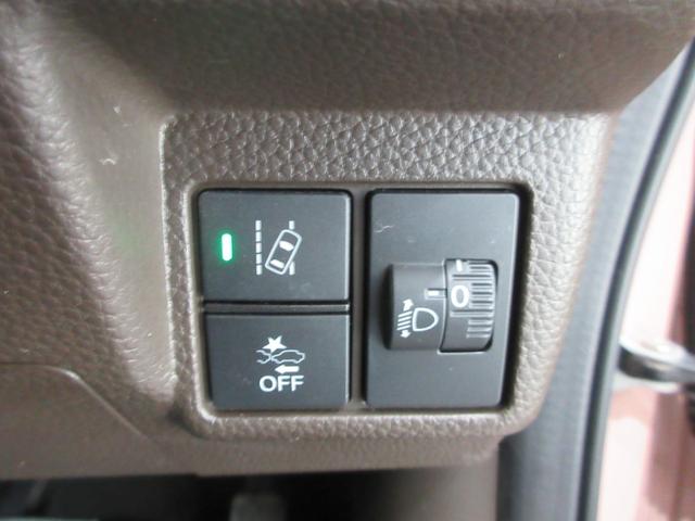 Ｎ－ＢＯＸ Ｌ・ターボ　純正ギャザズ８インチメモリーナビ　タイヤ新品交換　９インチリヤルーフモニター　純正前後ドライブレコーダー　フロント左右シートヒーター　左右電動スライド　サイドエアバッグ　ＥＴＣ２．０　ＵＳＢ　禁煙車（19枚目）