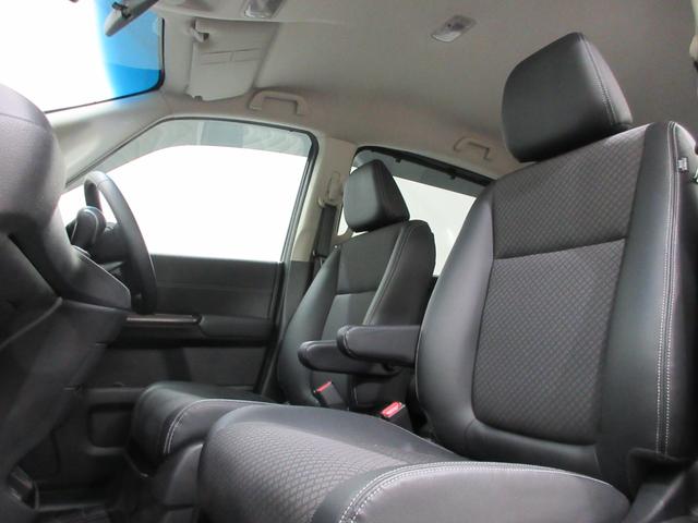 フリード+ G 純正ギャザズメモリーナビ 純正前後ドライブレコーダー フロント左右シートヒーター サイドエアバッグ 左右電動スライドドア LEDヘッドライト リヤカメラ 純正アルミホイール ETC2.0 USB禁煙車(10枚目)