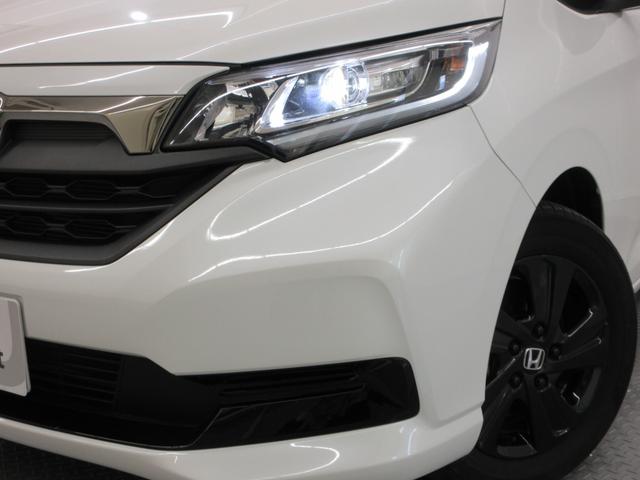 �k�d�c�w�b�h���C�g�ŁA��Ԃ̑��s�����邢��