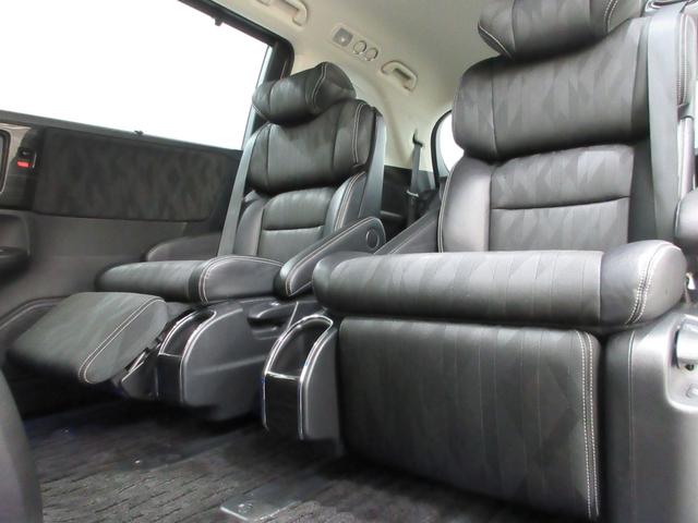 �Q��ڃv���~�A���N���C�h���V�[�g�d�l�ƂȂ�܂��B�����V�[�g���X���C�h����̂ő������L���A��l�ł�����������܂���