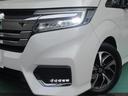 LEDヘッドライトとLEDフォグランプで、夜間の走行も明るい♪