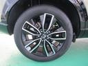純正18インチアルミホイールを装着しています。