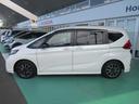 電車でご来店の際は、多摩都市モノレール立飛駅です。駅降りてすぐになります。ららぽーと立川立飛の真横の敷地で真中の建物が当店となります。