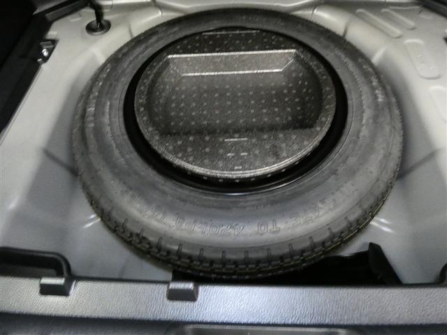 ヤリスクロス ハイブリッドＺ　ミュージックプレイヤー接続可　電動シート　アルミホイール　ＬＥＤヘッドランプ　記録簿　キーレス　盗難防止装置　ハイブリッド　オートクルーズコントロール　メモリーナビ　フルセグ（26枚目）