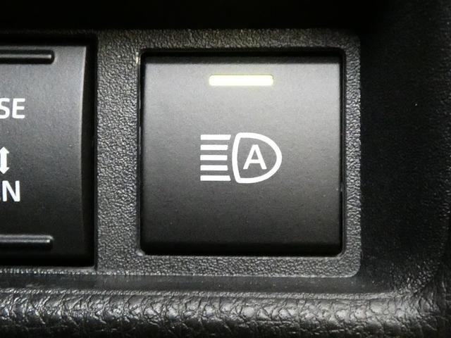 シエンタ ハイブリッドＺ　１００Ｖ電源　ドラレコ　ミュージックプレイヤー接続可　乗車定員７人　アルミホイール　両側電動スライド　ウオークスルー　ＬＥＤヘッドランプ　記録簿　キーレス　盗難防止装置　ハイブリッド　メモリーナビ（9枚目）