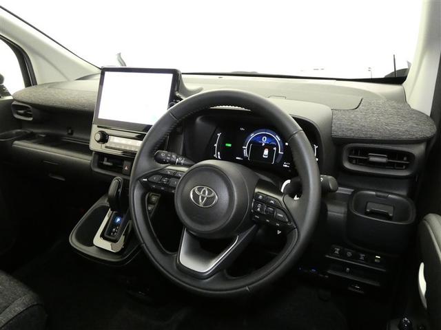 シエンタ ハイブリッドＺ　１００Ｖ電源　ドラレコ　ミュージックプレイヤー接続可　乗車定員７人　アルミホイール　両側電動スライド　ウオークスルー　ＬＥＤヘッドランプ　記録簿　キーレス　盗難防止装置　ハイブリッド　メモリーナビ（20枚目）