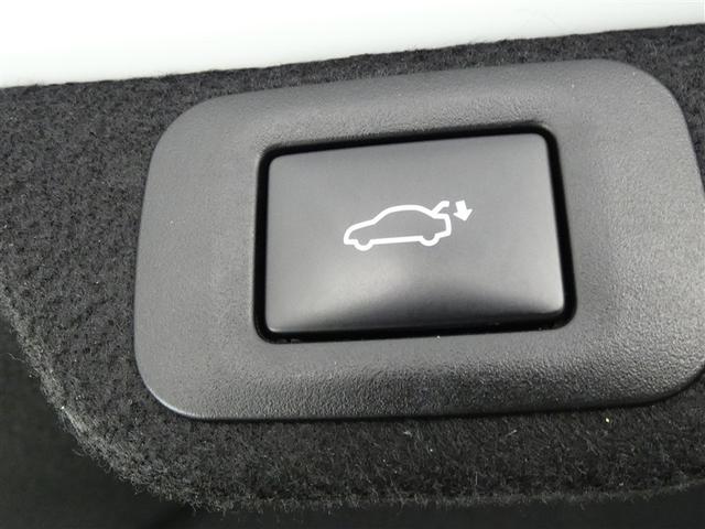 クラウンクロスオーバー Gアドバンスド 100V電源 TV ドラレコ ミュージックプレイヤー接続可 電動シート 4WD 革シート アルミホイール LEDヘッドランプ 記録簿 キーレス 盗難防止装置 ハイブリッド オートクルーズコントロール(29枚目)