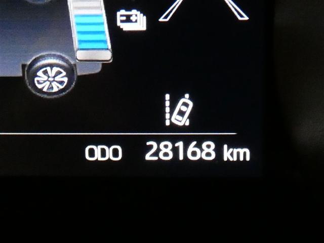 ヤリス ハイブリッドＺ　１００Ｖ電源　ミュージックプレイヤー接続可　展示・試乗車　ＬＥＤヘッドランプ　記録簿　キーレス　ＣＤ　盗難防止装置　ハイブリッド　オートクルーズコントロール　メモリーナビ　フルセグ（18枚目）