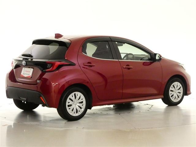 ヤリス ハイブリッドＺ　１００Ｖ電源　ミュージックプレイヤー接続可　展示・試乗車　ＬＥＤヘッドランプ　記録簿　キーレス　ＣＤ　盗難防止装置　ハイブリッド　オートクルーズコントロール　メモリーナビ　フルセグ（29枚目）