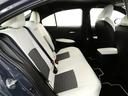 後部座席も当然、綺麗・清潔に仕上げております。内装の綺麗なお車は気持ちが良いですね。