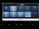 純正ＣＤ／ＡＭ／ＦＭオーディオ／フルセグＴＶを装備です。Ｂｌｕｅｔｏｏｔｈ装備ですのでスマホと通信で音楽が聴けます。