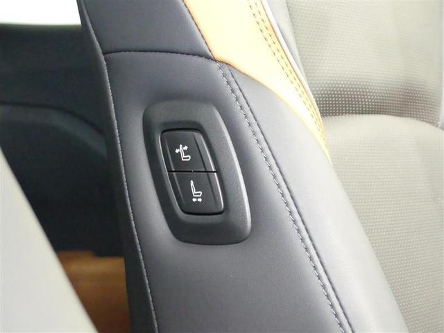 クラウンクロスオーバー ＲＳアドバンスド　１００Ｖ電源　ドラレコ　ミュージックプレイヤー接続可　電動シート　４ＷＤ　サンルーフ　革シート　アルミホイール　ＬＥＤヘッドランプ　記録簿　キーレス　盗難防止装置　ハイブリッド　メモリーナビ　フルセグ（16枚目）