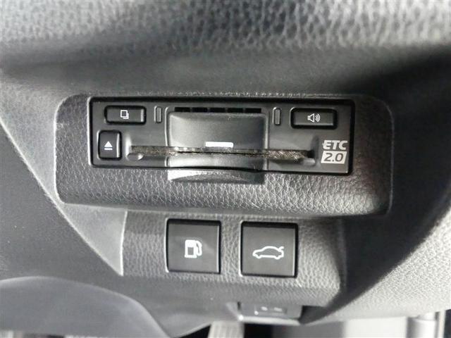 クラウンクロスオーバー ＲＳアドバンスド　１００Ｖ電源　ドラレコ　ミュージックプレイヤー接続可　電動シート　４ＷＤ　サンルーフ　革シート　アルミホイール　ＬＥＤヘッドランプ　記録簿　キーレス　盗難防止装置　ハイブリッド　メモリーナビ　フルセグ（26枚目）