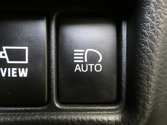 C-HR G モード ネロ セーフティプラス ミュージックプレイヤー接続可 アルミホイール ワンオーナー LEDヘッドランプ 記録簿 キーレス 盗難防止装置 ハイブリッド オートクルーズコントロール メモリーナビ フルセグ(6枚目)