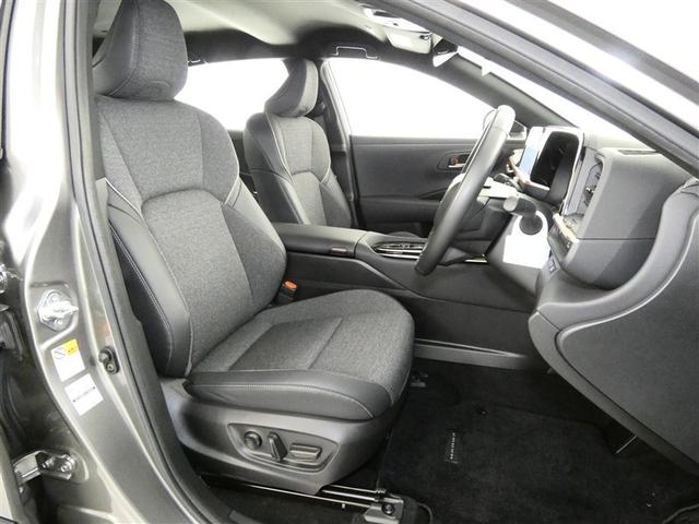 クラウンクロスオーバー G 100V電源 TV ドラレコ ミュージックプレイヤー接続可 展示・試乗車 電動シート 4WD アルミホイール LEDヘッドランプ 記録簿 キーレス 盗難防止装置 ハイブリッド フルセグ(20枚目)