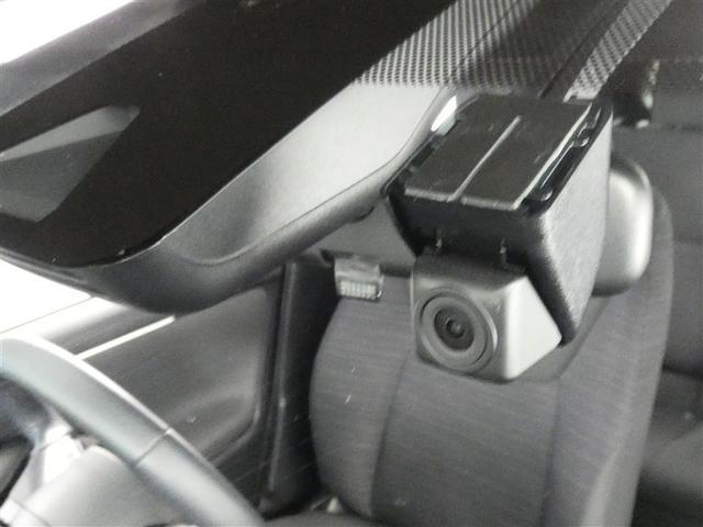 ヤリス ハイブリッドＺ　１００Ｖ電源　ドラレコ　ミュージックプレイヤー接続可　アルミホイール　ワンオーナー　ＬＥＤヘッドランプ　記録簿　キーレス　盗難防止装置　ハイブリッド　オートクルーズコントロール　メモリーナビ　フルセグ（5枚目）