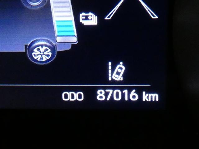 ヤリス ハイブリッドＺ　１００Ｖ電源　ドラレコ　ミュージックプレイヤー接続可　アルミホイール　ワンオーナー　ＬＥＤヘッドランプ　記録簿　キーレス　盗難防止装置　ハイブリッド　オートクルーズコントロール　メモリーナビ　フルセグ（17枚目）