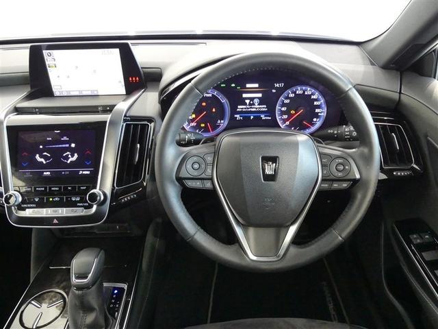 クラウンハイブリッド Ｓ　エレガンススタイル　１００Ｖ電源　ミュージックプレイヤー接続可　電動シート　アルミホイール　ＬＥＤヘッドランプ　記録簿　キーレス　ＣＤ　盗難防止装置　ハイブリッド　オートクルーズコントロール　メモリーナビ　フルセグ（3枚目）