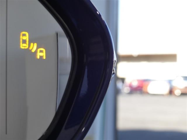 クラウンハイブリッド Ｓ　エレガンススタイル　１００Ｖ電源　ミュージックプレイヤー接続可　電動シート　アルミホイール　ＬＥＤヘッドランプ　記録簿　キーレス　ＣＤ　盗難防止装置　ハイブリッド　オートクルーズコントロール　メモリーナビ　フルセグ（4枚目）