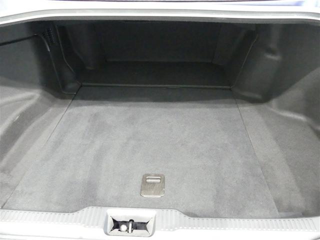 クラウンハイブリッド Ｓ　エレガンススタイル　１００Ｖ電源　ミュージックプレイヤー接続可　電動シート　アルミホイール　ＬＥＤヘッドランプ　記録簿　キーレス　ＣＤ　盗難防止装置　ハイブリッド　オートクルーズコントロール　メモリーナビ　フルセグ（16枚目）