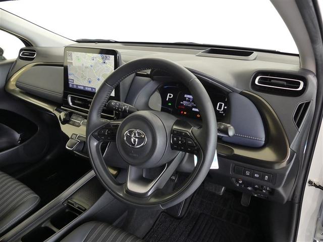 アクア Ｚ　１００Ｖ電源　ミュージックプレイヤー接続可　電動シート　アルミホイール　ＬＥＤヘッドランプ　記録簿　キーレス　ＣＤ　盗難防止装置　ハイブリッド　オートクルーズコントロール　メモリーナビ　フルセグ（3枚目）