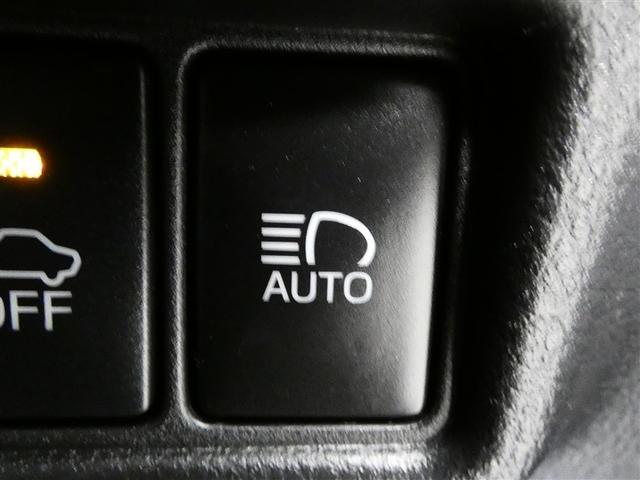 C-HR G ドラレコ 革シート アルミホイール ワンオーナー LEDヘッドランプ 記録簿 キーレス 盗難防止装置 ハイブリッド オートクルーズコントロール(12枚目)