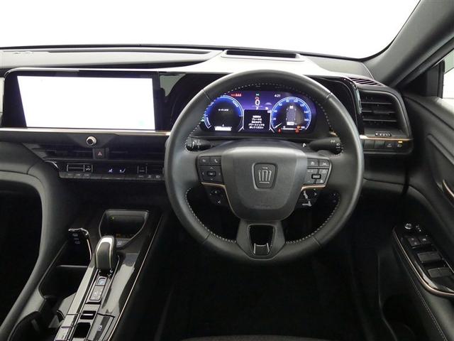 クラウンクロスオーバー Ｇ　１００Ｖ電源　ドラレコ　ミュージックプレイヤー接続可　展示・試乗車　電動シート　４ＷＤ　アルミホイール　ＬＥＤヘッドランプ　記録簿　キーレス　盗難防止装置　ハイブリッド　オートクルーズコントロール（3枚目）