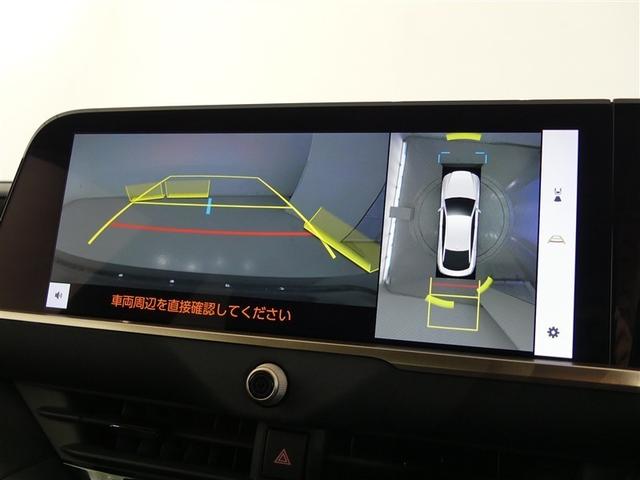 クラウンクロスオーバー Ｇ　１００Ｖ電源　ドラレコ　ミュージックプレイヤー接続可　展示・試乗車　電動シート　４ＷＤ　アルミホイール　ＬＥＤヘッドランプ　記録簿　キーレス　盗難防止装置　ハイブリッド　オートクルーズコントロール（7枚目）