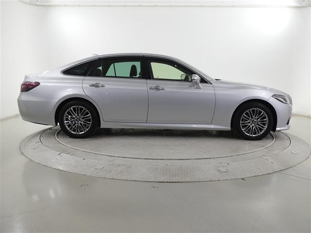 クラウンハイブリッド Ｓ　ミュージックプレイヤー接続可　電動シート　アルミホイール　ワンオーナー　ＬＥＤヘッドランプ　記録簿　キーレス　ＣＤ　盗難防止装置　ハイブリッド　オートクルーズコントロール　メモリーナビ　フルセグ（22枚目）