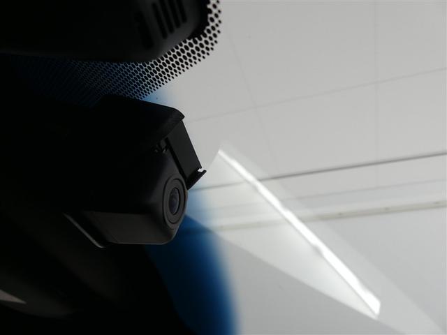 万が一のトラブルのときにも役に立つドライブレコーダーを装備しています。側面衝突や幅寄せ・割り込み対策に！