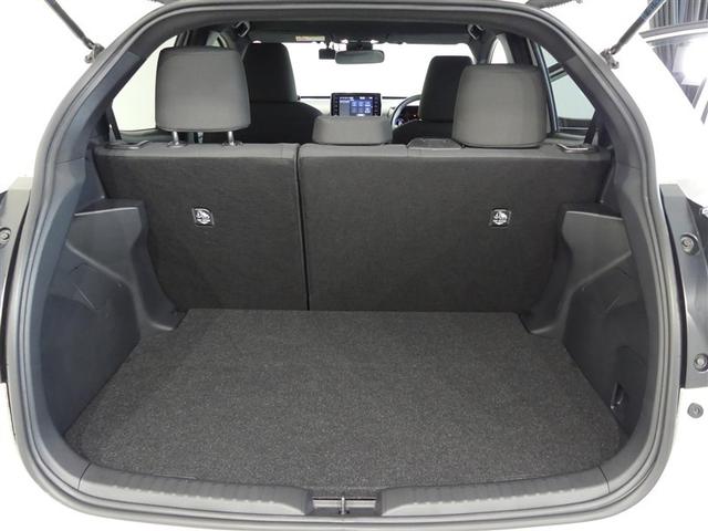 ヤリス Ｚ　ミュージックプレイヤー接続可　展示・試乗車　ＬＥＤヘッドランプ　記録簿　キーレス　ＣＤ　盗難防止装置　オートクルーズコントロール　メモリーナビ　フルセグ（14枚目）