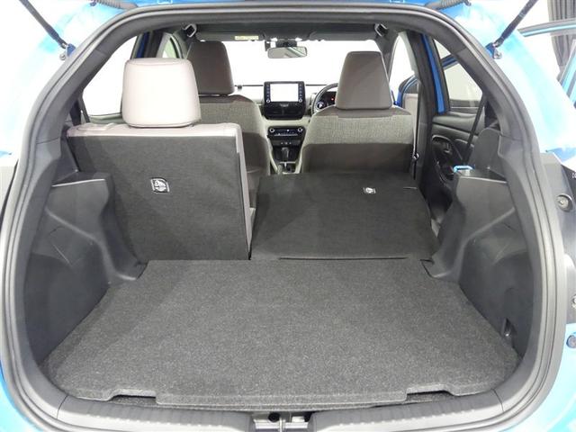 ヤリス Ｚ　ドラレコ　ミュージックプレイヤー接続可　展示・試乗車　ＬＥＤヘッドランプ　記録簿　キーレス　ＣＤ　盗難防止装置　オートクルーズコントロール　メモリーナビ　フルセグ（16枚目）