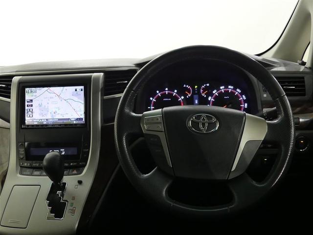 アルファード ２４０Ｓ　４ＷＤ　乗車定員７人　アルミホイール　両側電動スライド　ワンオーナー　キーレス　ＣＤ　Ｗエアコン　盗難防止装置　ＨＩＤヘッドライト　メモリーナビ　フルセグ　寒冷地（4枚目）