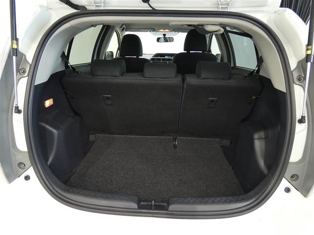 アクア Ｓ　アルミホイール　ワンオーナー　記録簿　キーレス　ＣＤ　盗難防止装置　ハイブリッド　ＨＩＤヘッドライト　メモリーナビ　フルセグ（12枚目）