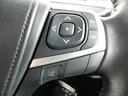 ステアリングスイッチで車両情報を切り替えて必要な必要な情報を確認したりできます。