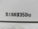 ハイゼットカーゴ ＤＸ　ＳＡＩＩＩ　ＬＥＤヘッドランプ　記録簿　キーレス　アイドリングストップ（4枚目）