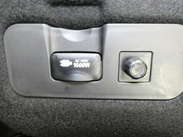 カムリ ＷＳ　１００Ｖ電源　ミュージックプレイヤー接続可　電動シート　サンルーフ　アルミホイール　ＬＥＤヘッドランプ　記録簿　キーレス　ＣＤ　盗難防止装置　ハイブリッド　オートクルーズコントロール　メモリーナビ（4枚目）