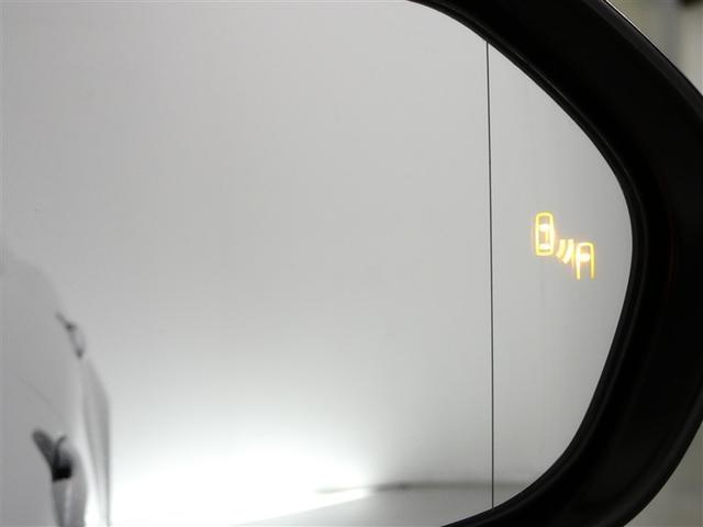 カムリ ＷＳ　１００Ｖ電源　ミュージックプレイヤー接続可　電動シート　サンルーフ　アルミホイール　ＬＥＤヘッドランプ　記録簿　キーレス　ＣＤ　盗難防止装置　ハイブリッド　オートクルーズコントロール　メモリーナビ（13枚目）