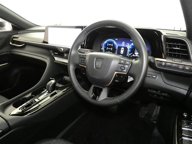 クラウンクロスオーバー Ｇ　１００Ｖ電源　ＴＶ　ドラレコ　ミュージックプレイヤー接続可　展示・試乗車　電動シート　４ＷＤ　アルミホイール　ＬＥＤヘッドランプ　記録簿　キーレス　盗難防止装置　ハイブリッド　フルセグ（3枚目）