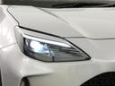 LEDヘッドライトです。デザイン性がよくとても明るいので、夜間の走行や悪天候でも安心です。しかも長寿命!