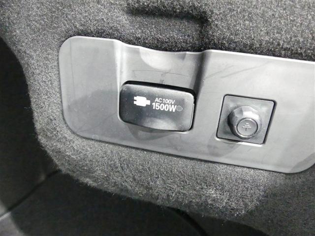 カムリ ＷＳ　１００Ｖ電源　ミュージックプレイヤー接続可　電動シート　アルミホイール　ワンオーナー　ＬＥＤヘッドランプ　記録簿　キーレス　盗難防止装置　ハイブリッド　オートクルーズコントロール　メモリーナビ（5枚目）