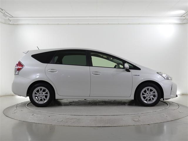 プリウスα S アルミホイール 記録簿 キーレス CD 盗難防止装置 ハイブリッド HDDナビ フルセグ(18枚目)