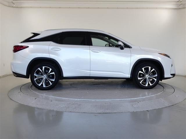 ＲＸ ＲＸ２００ｔ　バージョンＬ　１００Ｖ電源　ドラレコ　ミュージックプレイヤー接続可　電動シート　４ＷＤ　サンルーフ　革シート　アルミホイール　ワンオーナー　ＬＥＤヘッドランプ　記録簿　キーレス　ＣＤ　盗難防止装置　メモリーナビ（29枚目）