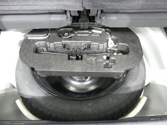 プリウスアルファ Ｓツーリングセレクション・ＧＲスポーツ　ドラレコ　乗車定員７人　アルミホイール　ワンオーナー　ＬＥＤヘッドランプ　記録簿　キーレス　ＣＤ　盗難防止装置　ハイブリッド　メモリーナビ　フルセグ（16枚目）