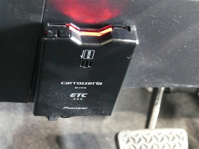 アクア Ｓ　ミュージックプレイヤー接続可　アルミホイール　キーレス　ＣＤ　盗難防止装置　ハイブリッド　メモリーナビ　フルセグ（18枚目）