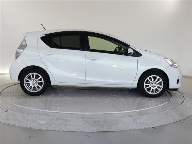 アクア Ｓ　ミュージックプレイヤー接続可　アルミホイール　キーレス　ＣＤ　盗難防止装置　ハイブリッド　メモリーナビ　フルセグ（20枚目）